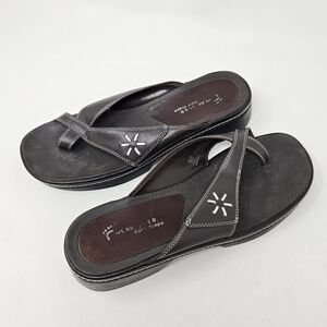 Vintage Y2K Square Toe Heeled Flip Flop Sandal Brown Leather 9